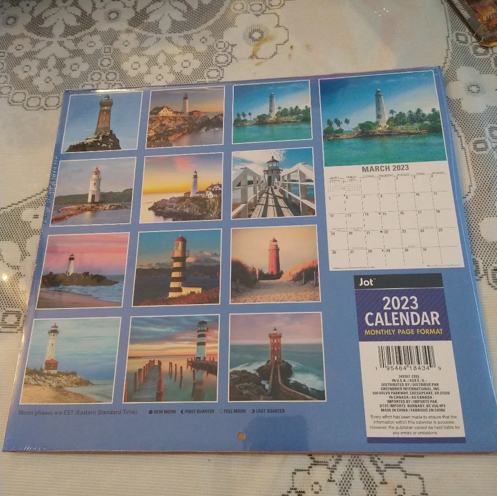 Bundle of 2 Calendars 2023 Light Houses, wall & desk